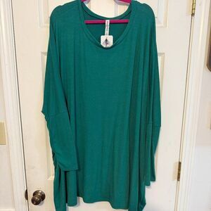NWT Green Poncho with Sleeves | Plus Size 1X